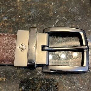 Columbia black/brown interchangeable leather belt. 34”